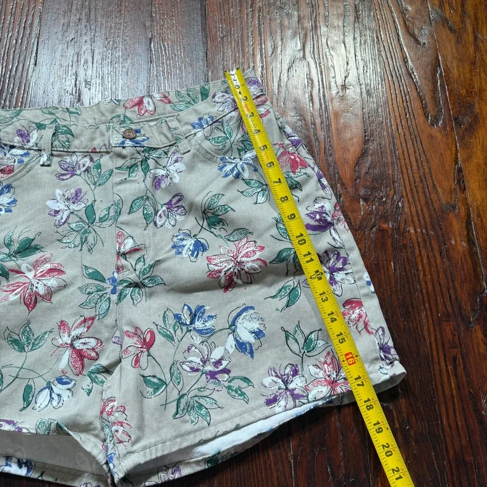 Vintage Lee Floral Denim Shorts Womens 18 Tan High Waisted 90s Made in USA